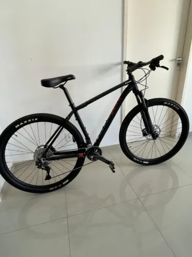 Bicicleta CALOI BLACKBURN 29