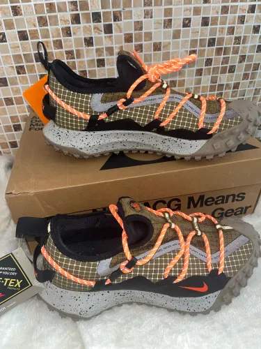 Tenis NIKE Original ACG Mountain Fly Low GORE-TEX N38