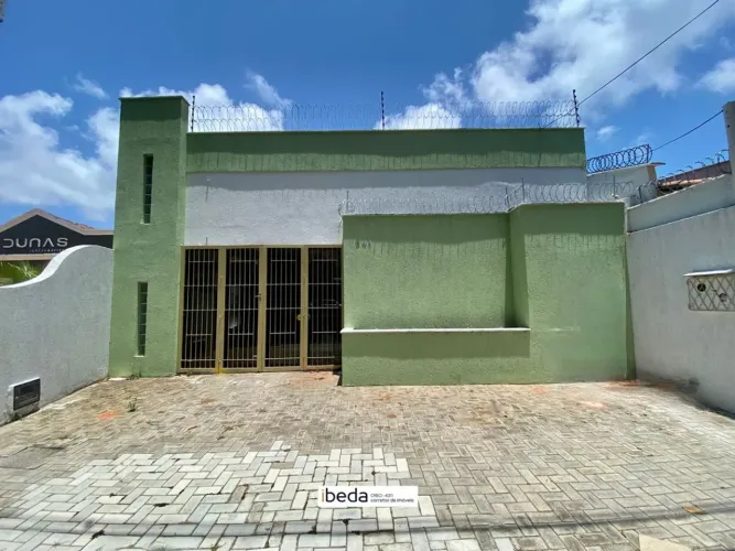 ibeda - Prédio comercial com 527,68m2 Barro Vermelho Recepcao, salas, piscina.
