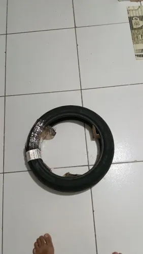 Pneu dianteiro PCX Levorin - falar no ZAP 