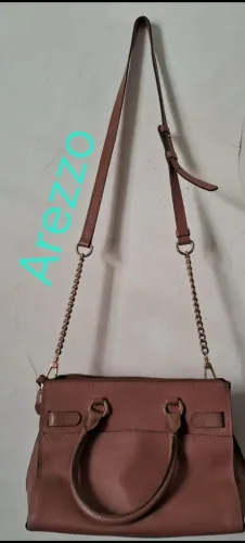 Bolsa couro Arezzo