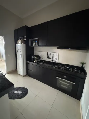 Casa Zona Sul 2 quartos com ar-condicionado e cozinha planejada - Zona Sul de Marília 