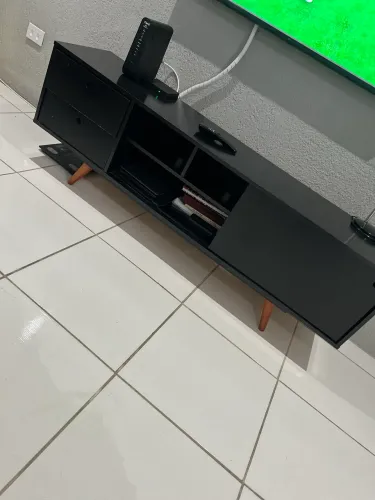 Rack preto retrô