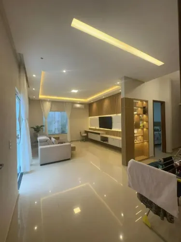 OLHO DAGUA - CASA MOBILIADA