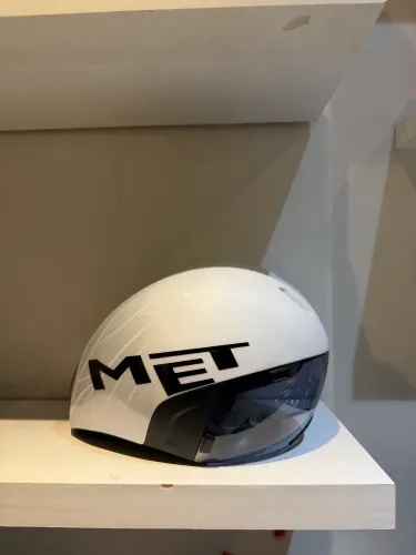 Capacete Met Codatronca