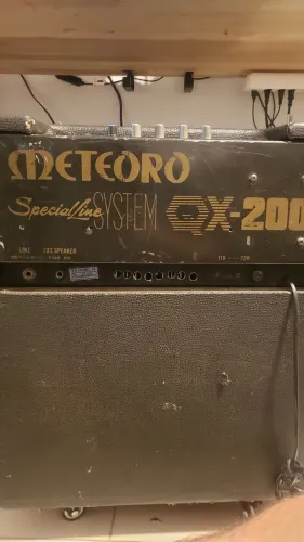 Amplificador de Baixo Meteoro QX 200 Modificado, Reforçado e Revisado