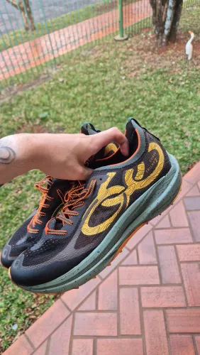 Tênis de Corrida Corre Trilha 2 EM PERFEITO ESTADO
