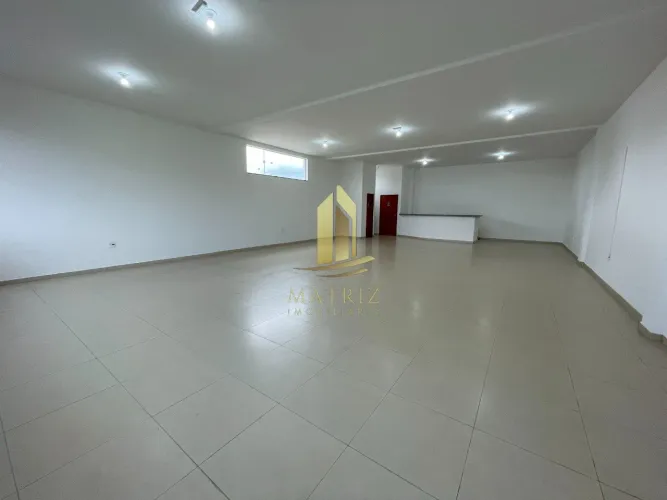 Aluga-se sala comercial Jd Esmeralda