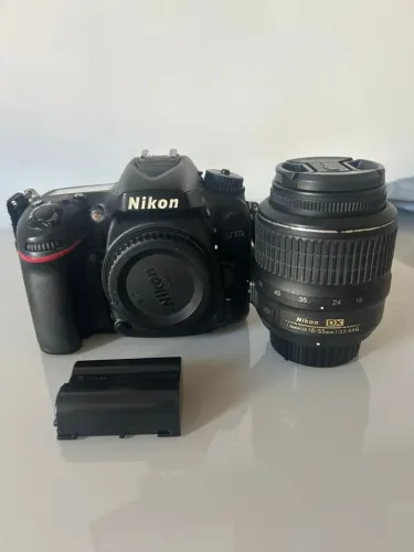 Nikon D7100 + Lente AF-S DX NIKON 18-55mm f/3.5-5.6