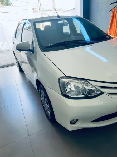 Toyota Etios XS Sedan 1.5 Flex 16V 4P Aut. 2017