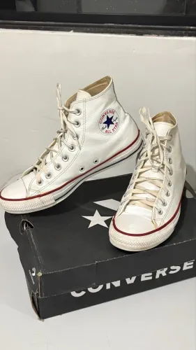 All Star de couro