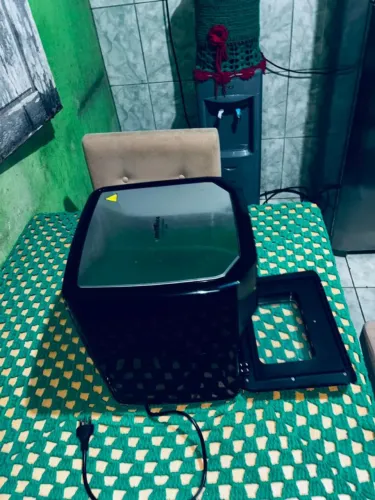 Vende-se air fryer