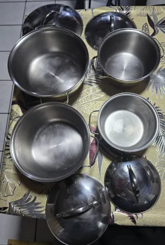 Conjunto de panelas em aço inox Tramontina