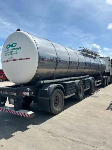 Carreta tanque térmico para alimentos 