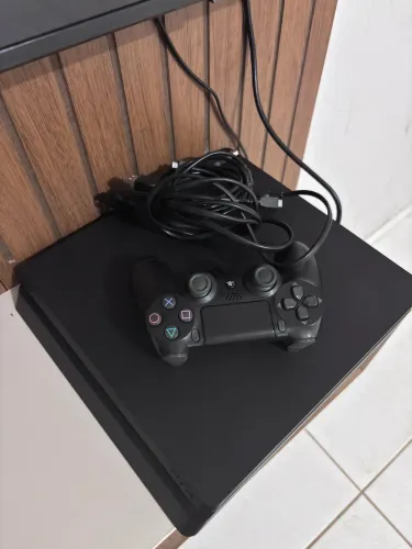 Ps4 slim 1tera