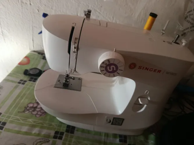 Maquina de costura 