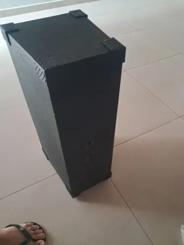 Vendo Gabinete para médios 2x8 e 1 TI