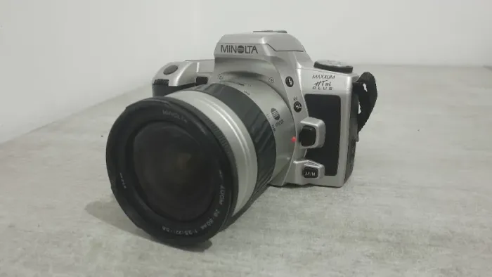 Câmera de Filme 35mm Minolta Maxxum HTsi Plus 28-80mm Lente de Zoom 3.5