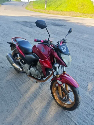 Vendo cb 300