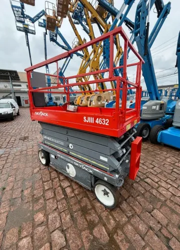 Plataforma elevatória Skyjack SJ III 4632