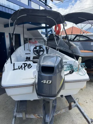 Bote Só Praia 530 - Yamaha 40 HP
