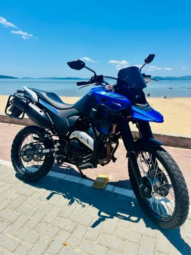 Yamaha XTZ 250 Lander 2025 | +R$3.000 em Acessórios | Único Dono