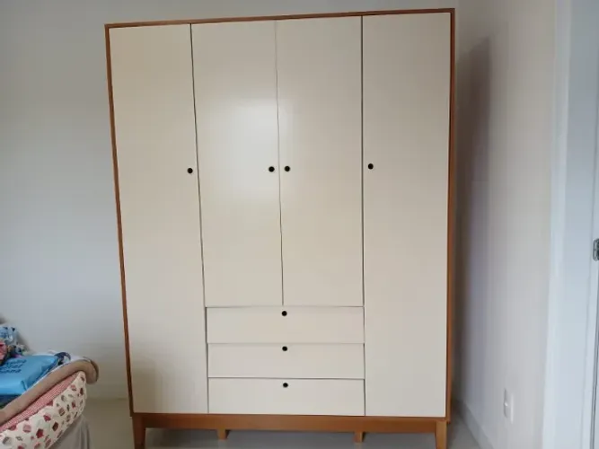 Guarda Roupa, marca MATIC