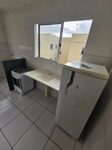 Imóvel para aluguel possui 47 metros quadrados com 2 quartos em Parque do Lago - Várzea Gr