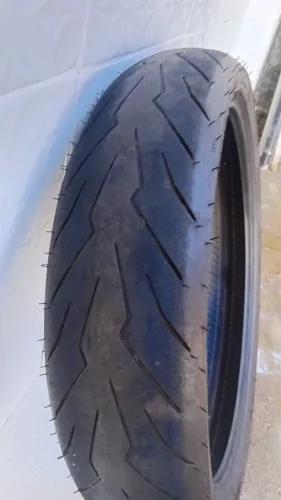 Pneu Pirelli diablo rosso III (cb 300f)