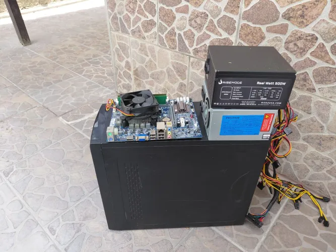 KIT PC (1 PLACA DE VIDEO, 2 FONTES, 1 PLACA MÃE, 1 HD, 1 GABINETE)