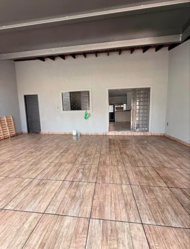 Vende-se casa no Bengui CF