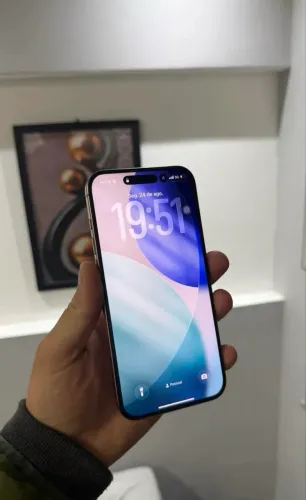 iPhone 16 Pro Max semi novo