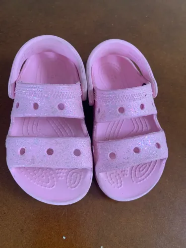 Crocs C8