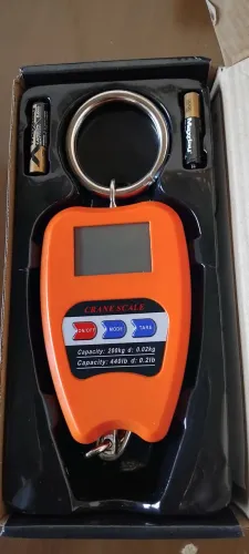 Balança pesa até 200 kg