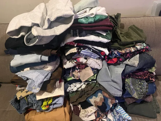 Roupas pra brechó