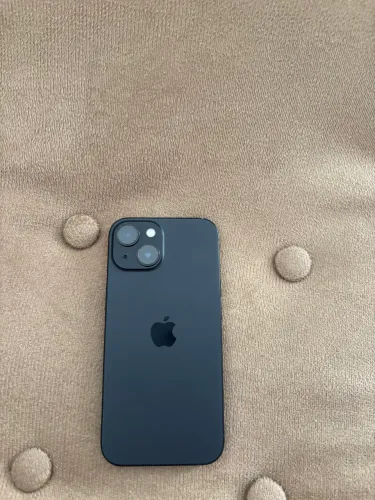 iPhone 15 normal 128gigas Bateria 92% nota fiscal carregador capas na Garantia Apple