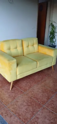 Sofá seminovo 