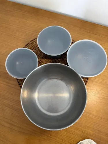 Kit Tigelas KitchenAid - 4 Peças - Plástico + Inox - Com Tampas