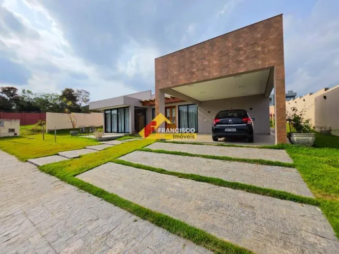 Casa em Condomínio à venda, 4 quartos, 2 suítes, 4 vagas, Condomínio Aquaville - Divinópol