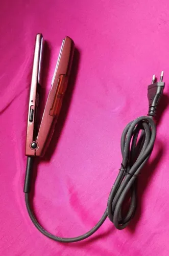 Mini chapinha Conair a vapor Polishop 