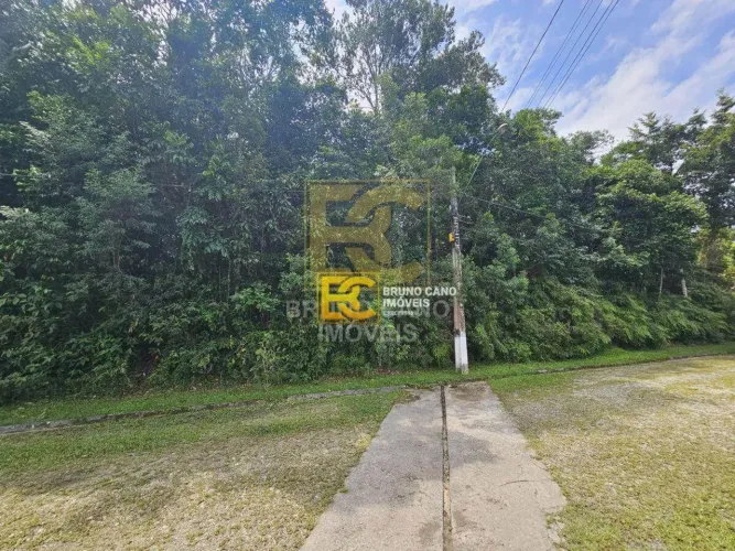 Terreno à venda, 2000 m² por R$ 400.000,00 - Condomínio Residencial São Marcos - Peruíbe/S