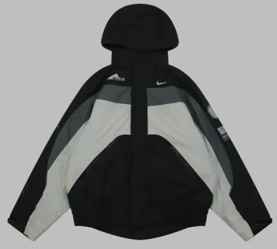 Jaqueta Nike x Nocta DLMTS 8000