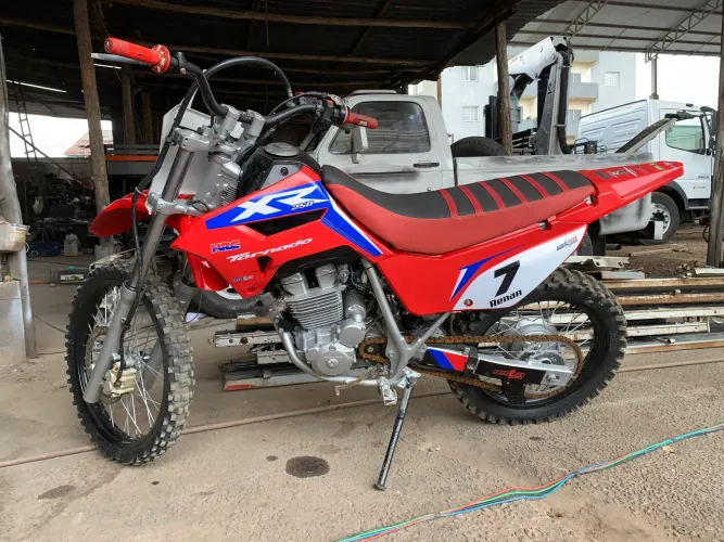 XR 250 trilha 