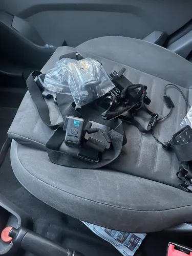 GoPro HERO 10 Black + Kit Completo de Acessórios