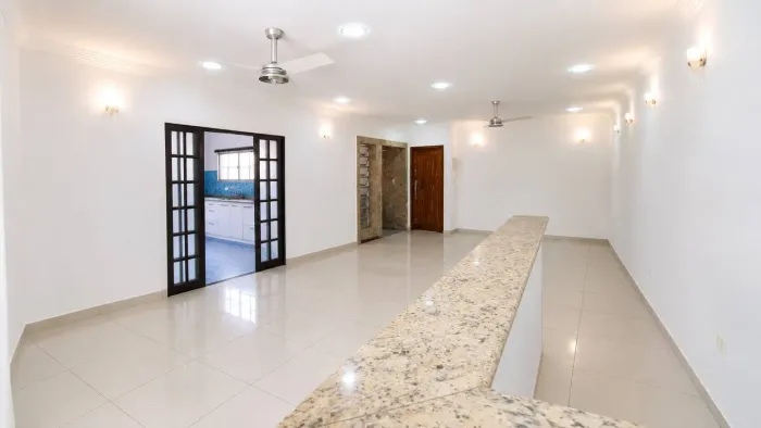 Sobreloja Para Locação Comercial 220 m²