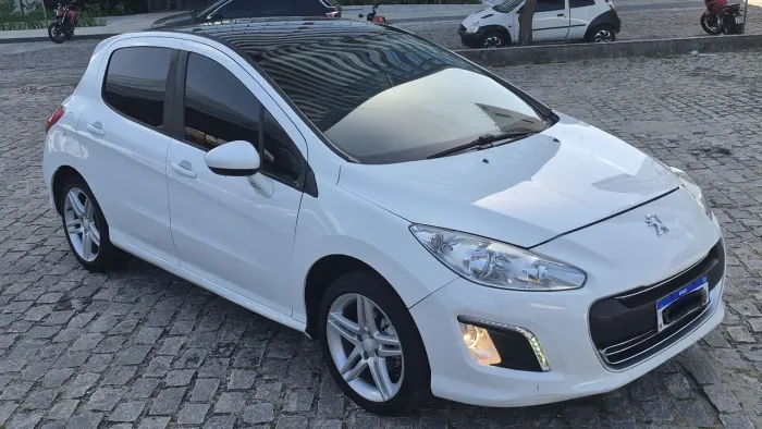 Peugeot 308 Feline 2.0 Flex 16V 5P Aut. 2013