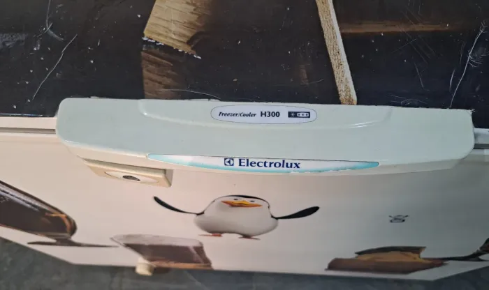 Freezer Eletrolux horizontal E300