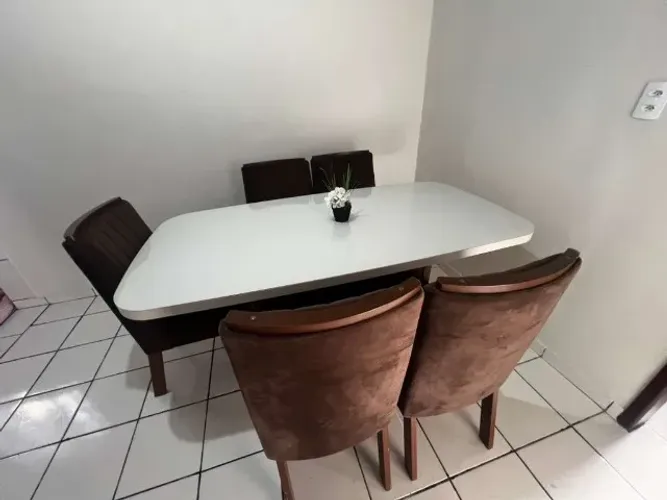 MESA DE JANTAR'' 6 CADEIRAS