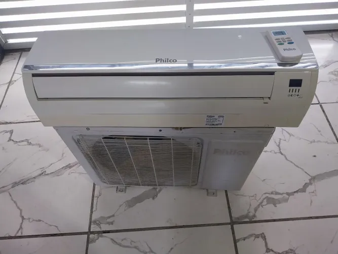 Vendo ar-condicionado Philco de 9 btus convencional