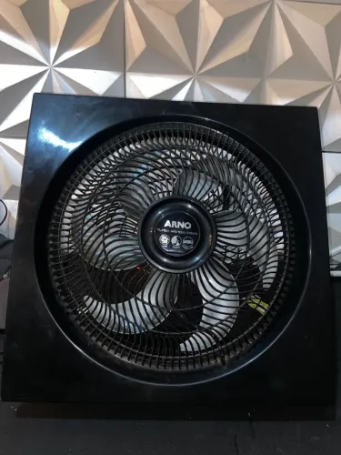 Circulador De Ar 126w 110v Turbo Silêncio Maxx 40cm Preto Com leve Avaria
